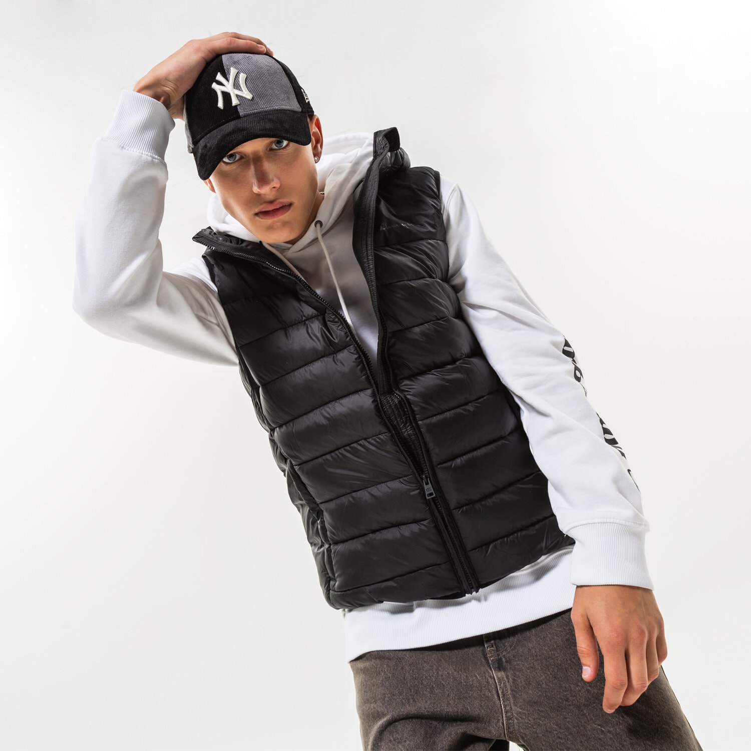 Herren Weste CHAMPION WESTE HOODED VEST 218074KK001 Schwarz