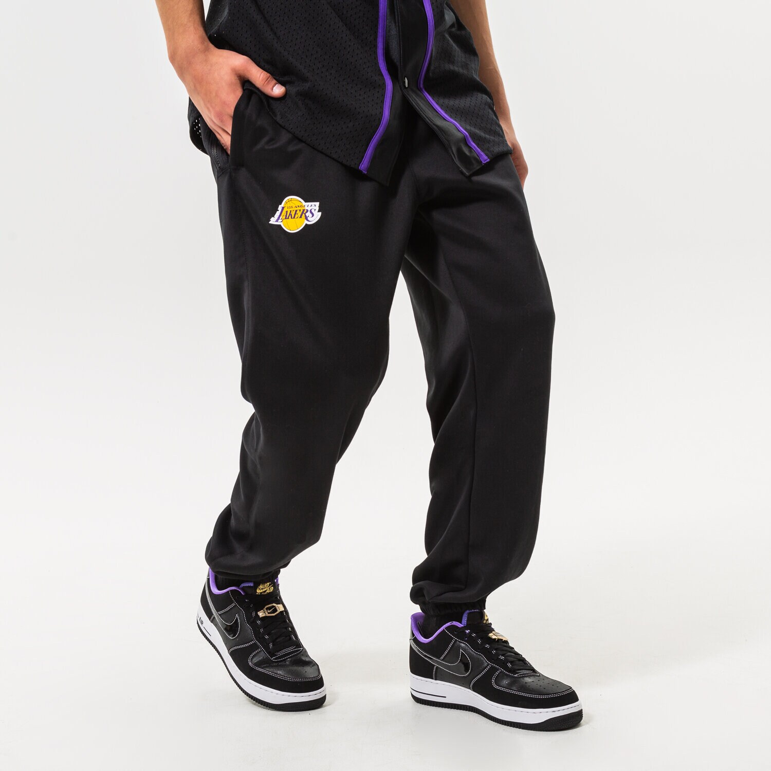 Herren Hosen NIKE HOSE LAL M NK DF SPOTLIGHT PNT NBA DN4624-010 Schwarz