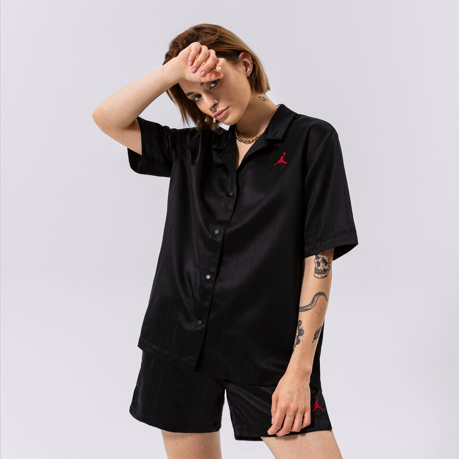 Damen T-Shirt JORDAN TSHIRT HERITAGE WOMEN'S WOVEN DM5228-010 Schwarz