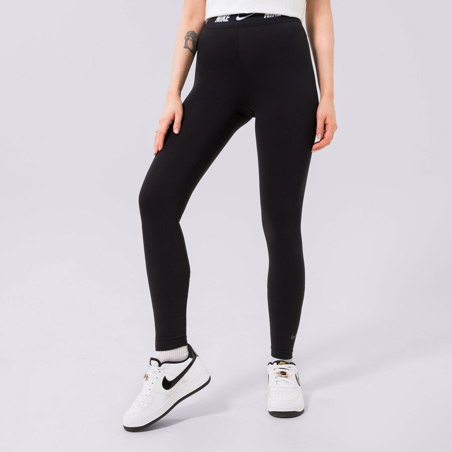 Damen Hosen NIKE LEGGINGS HIGH WAISTED LOGO DM4651-010 Schwarz