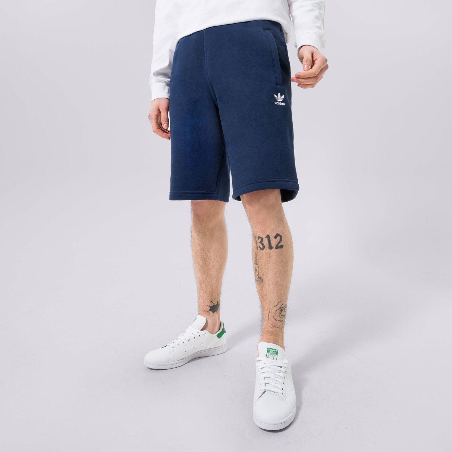 Herren Shorts ADIDAS SHORTS ESSENTIAL SHORT HK0182 Dunkelblau