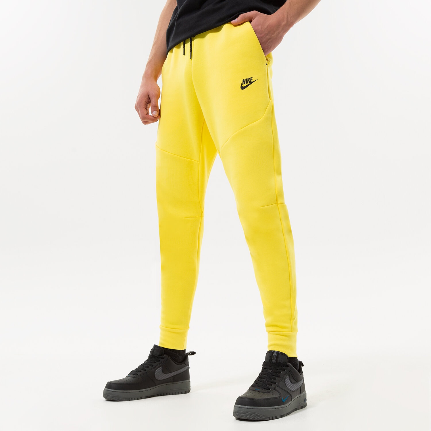 Herren Hosen NIKE HOSE NIKE SPORTSWEAR TECH FLEECE CU4495765 Gelb