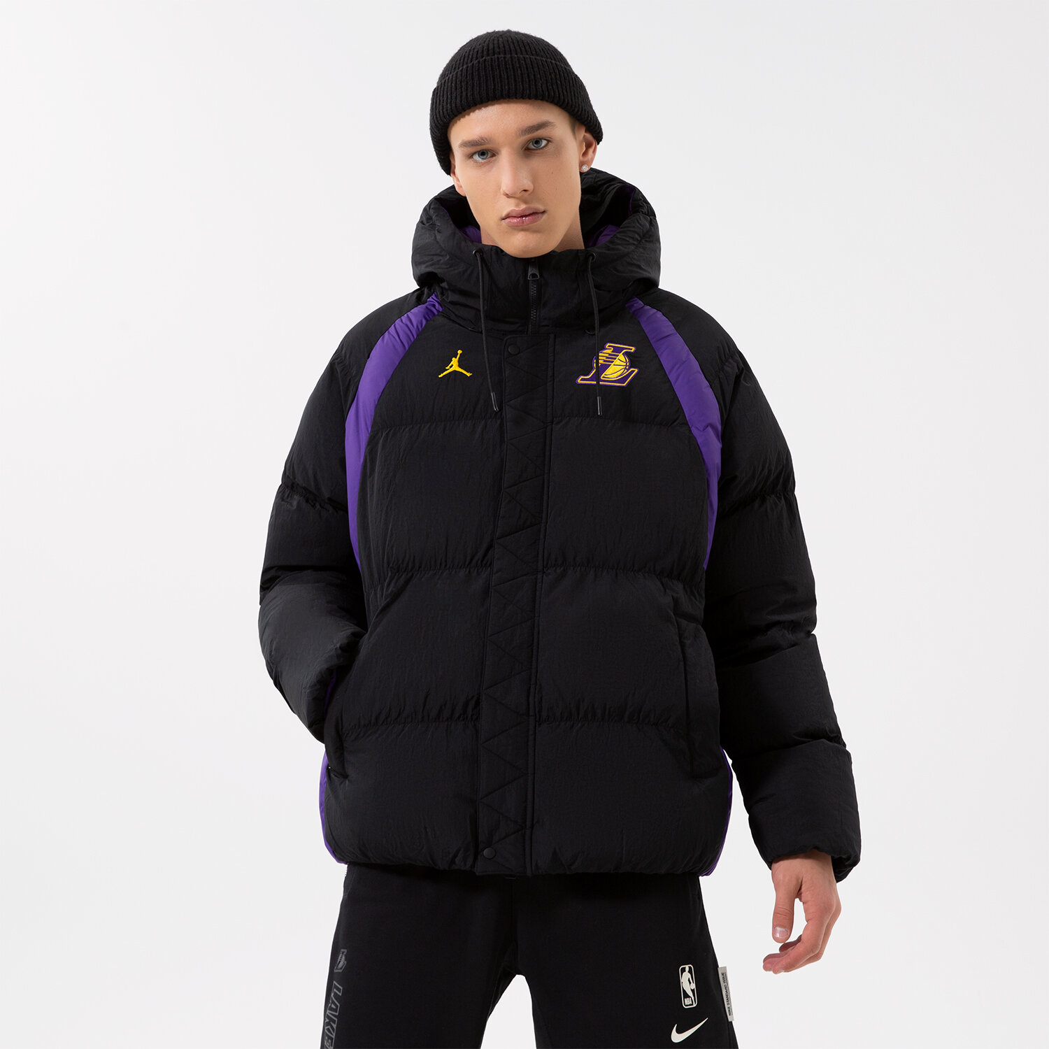 Herren Winterjacke NIKE JACKE WINTER LAL M NK JKT FILL CTS ST NBA DN4715-010 Schwarz