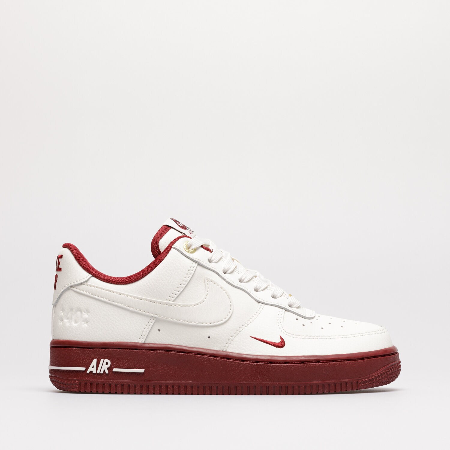 Damen Sneaker NIKE AIR FORCE 1 '07 SE DQ7582100 Weiß