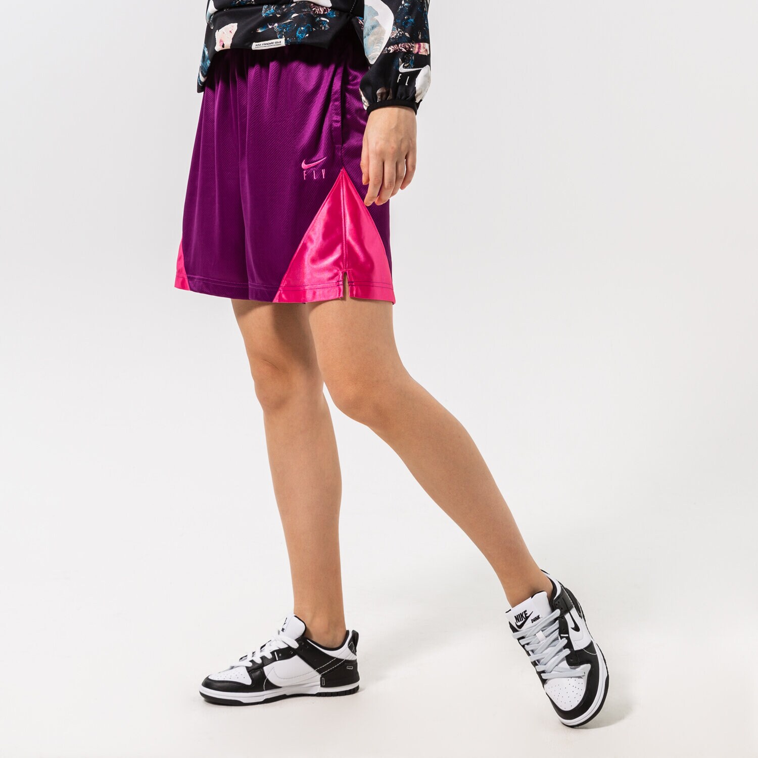 Damen Shorts NIKE SHORTS W NK DF ISOFLY SHORT NBA DH7363-503 Violet