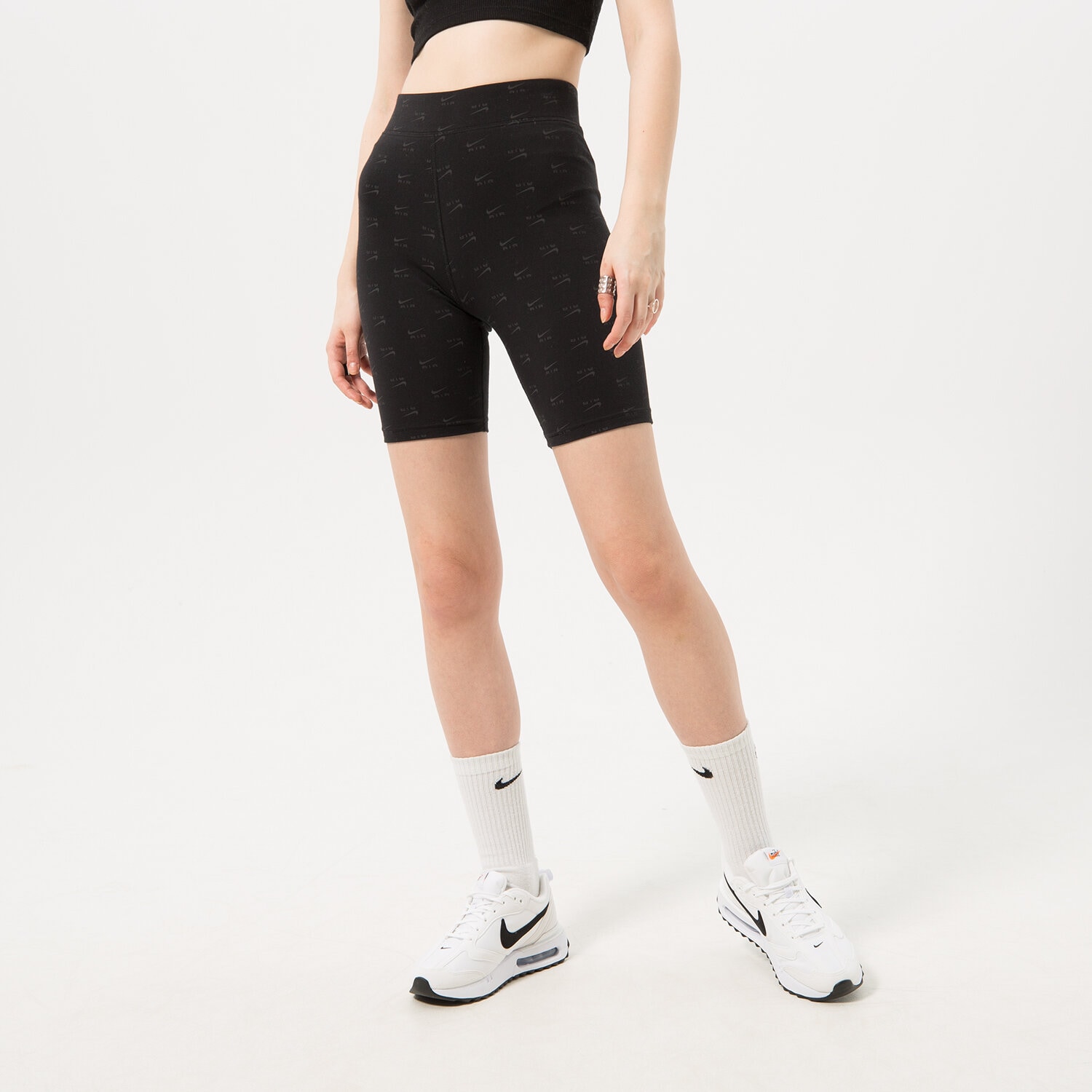 Damen Shorts NIKE BIKE SHORT W NSW AIR MTRL DQ6577-010 Schwarz