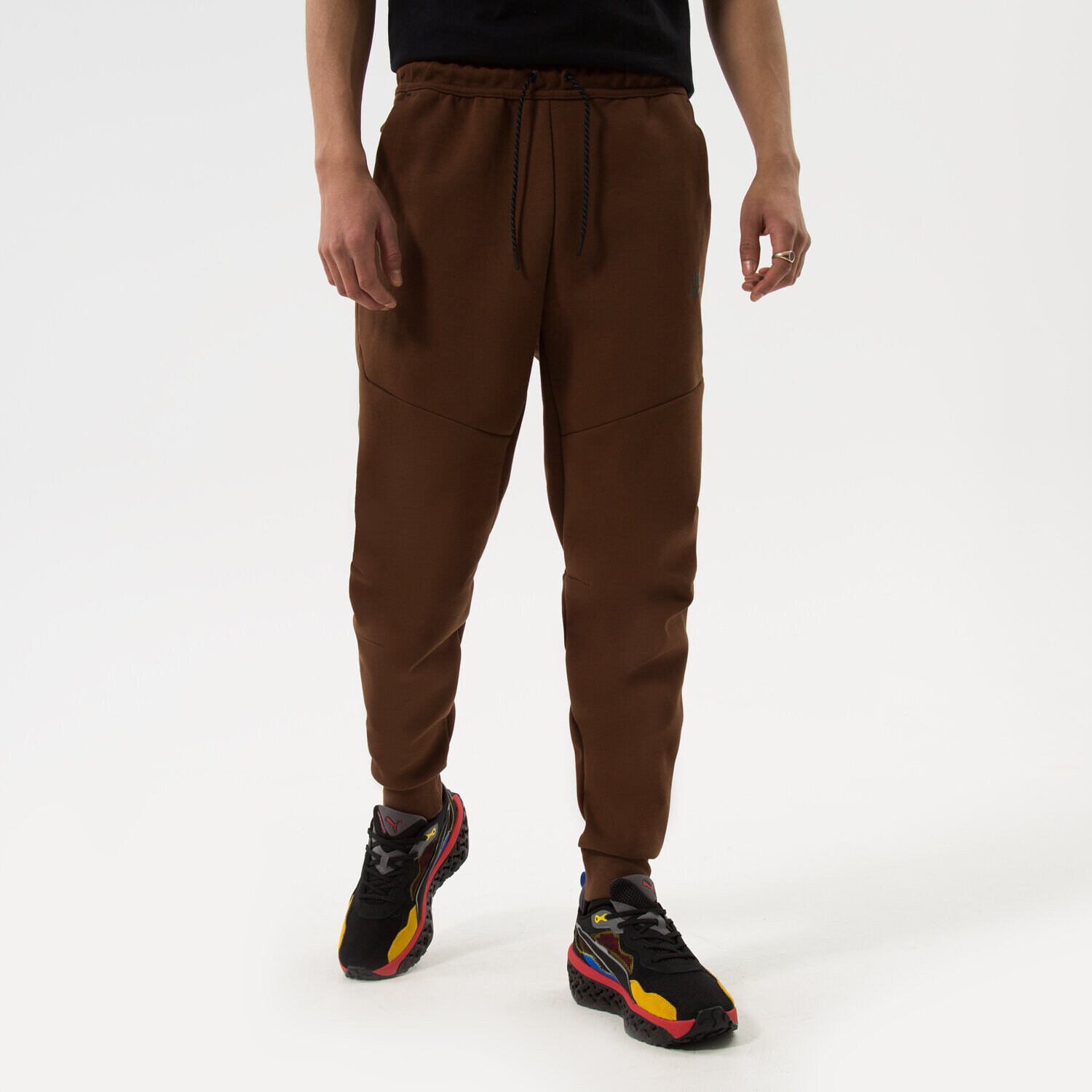 Herren Hosen NIKE HOSE SPORTSWEAR TECH FLEECE CU4495-259 Braun