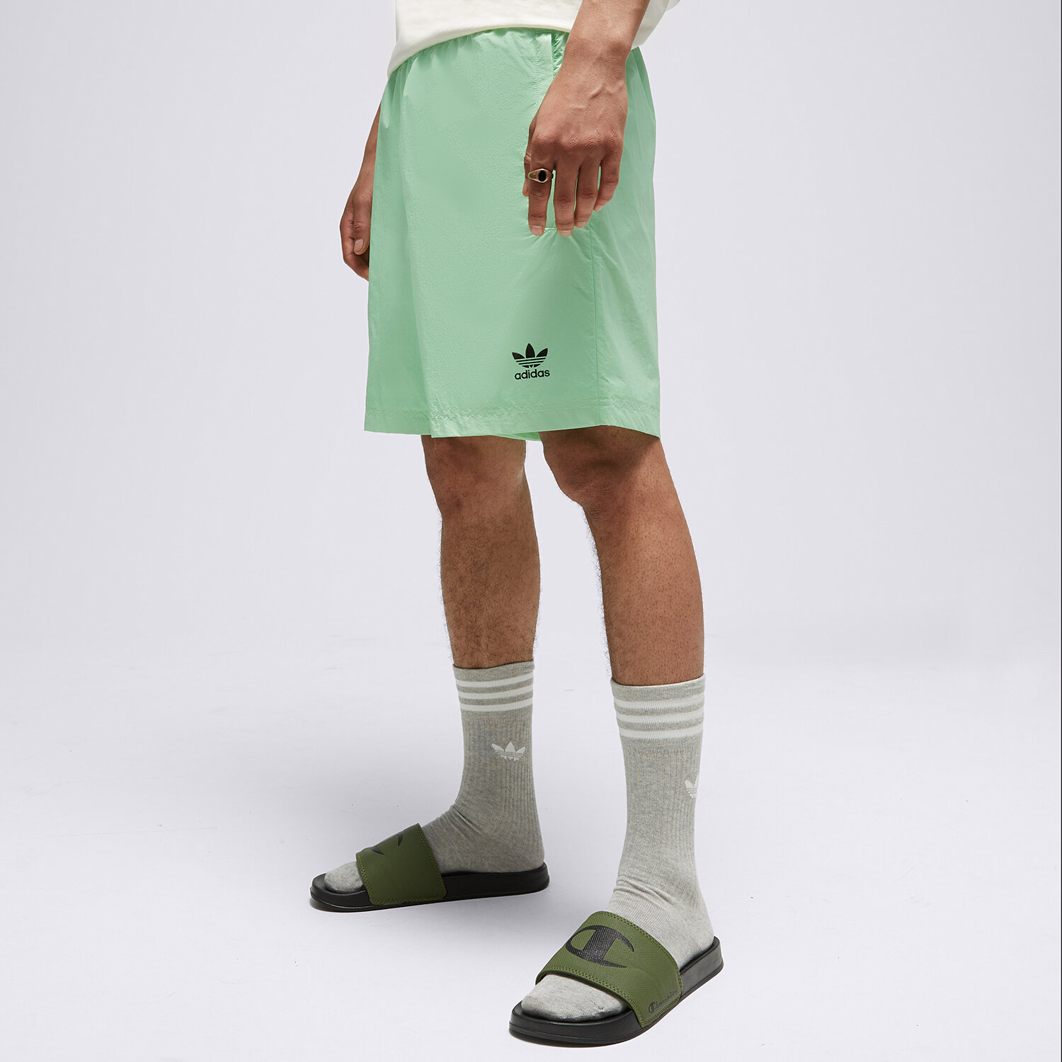 Herren Shorts ADIDAS SHORTS HAPPY EARTH SHO HI2964 Grün