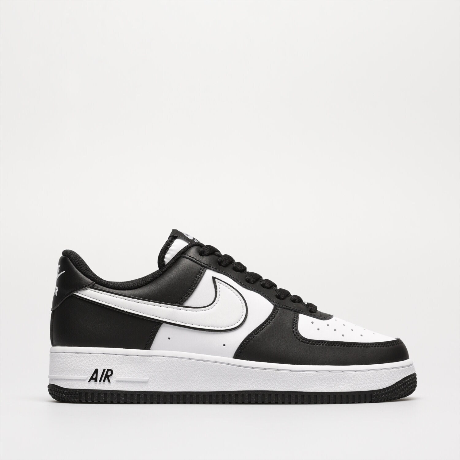 NIKE AIR FORCE 1 07 Schwarz DV0788 001 Sizeer