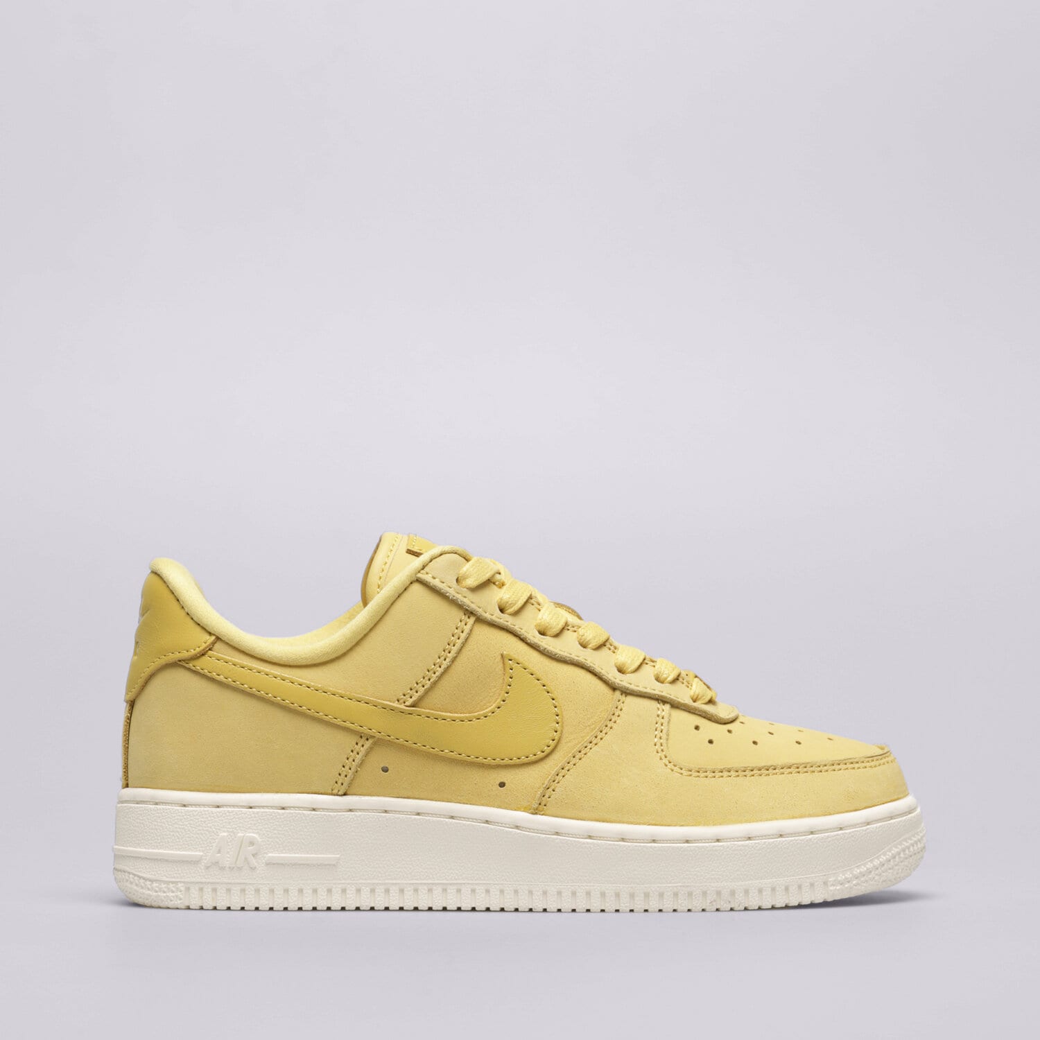 NIKE AIR FORCE 1 07 PRM Gelb DR9503 700 Sizeer