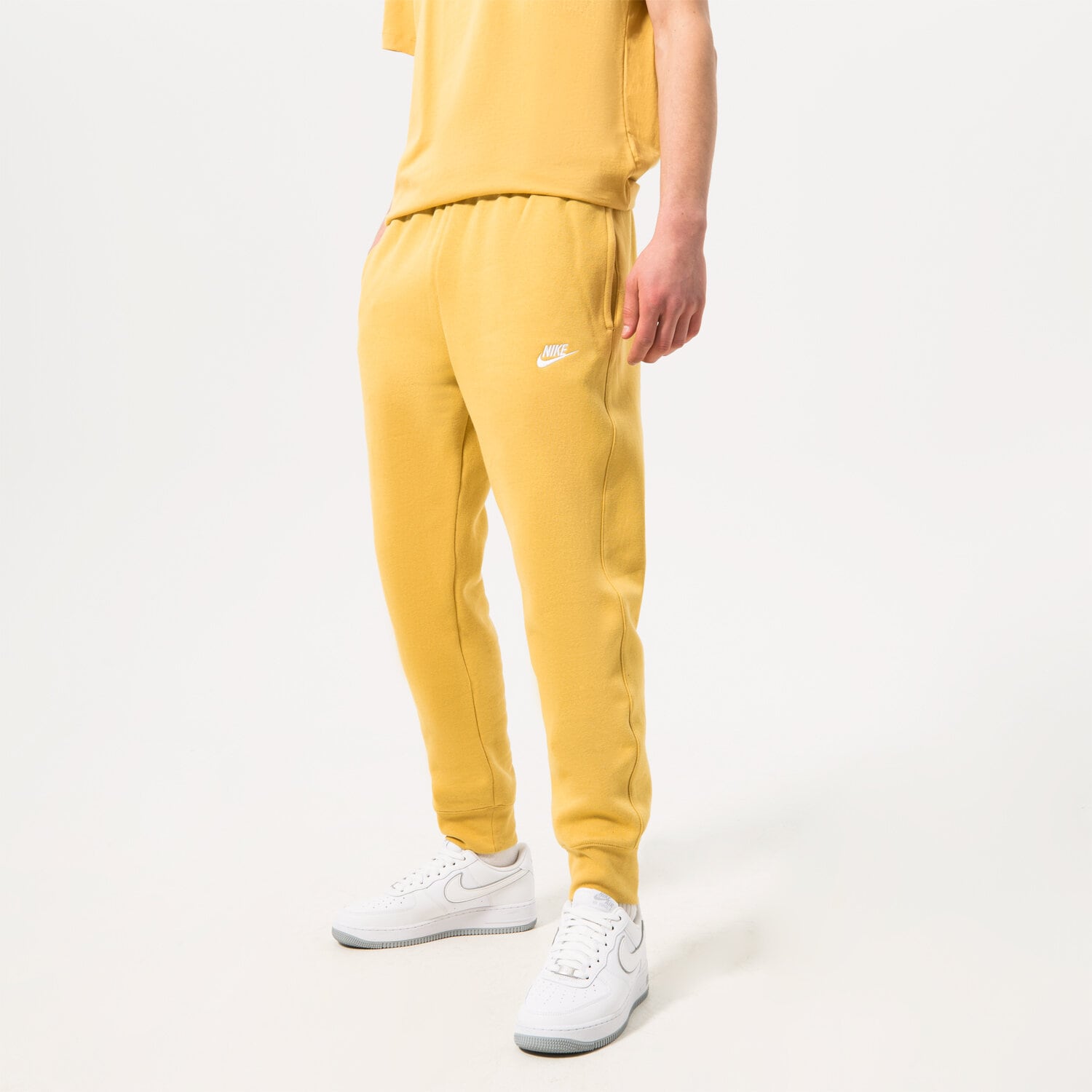 NIKE HOSE SPORTSWEAR CLUB FLEECE Gelb BV2671-725