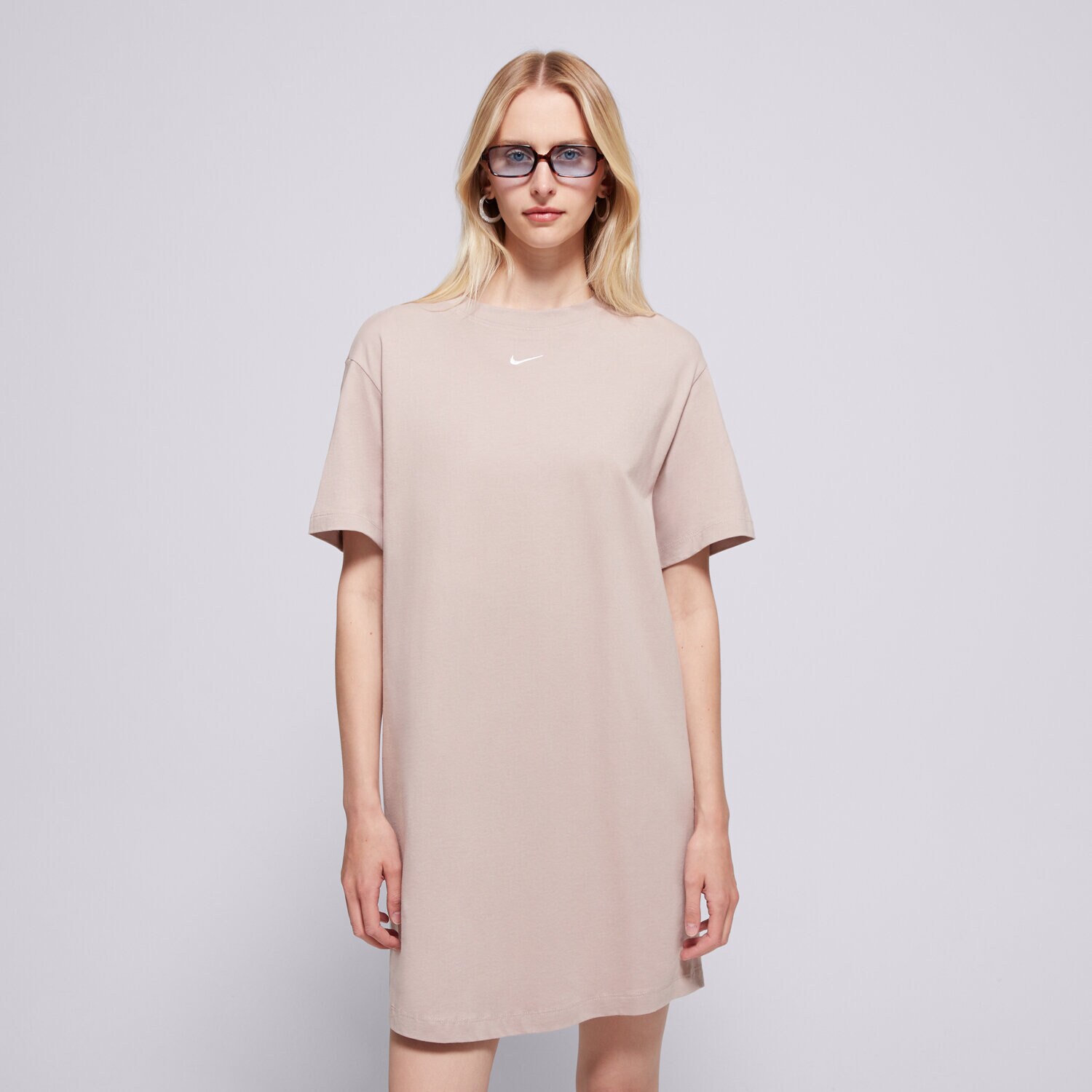 Damen Kleid NIKE KLEID W NSW ESSNTL SS TRAININGSANZUGS TSHRT DV7882-272 Beige