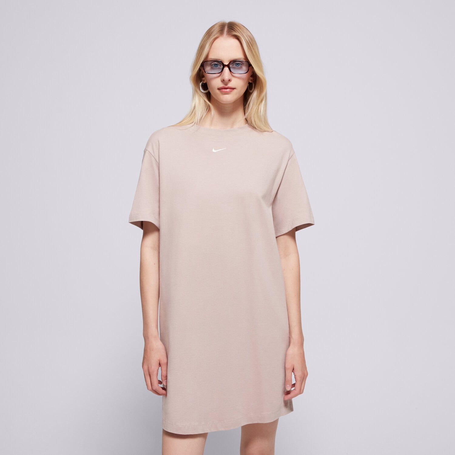 Damen Kleid NIKE KLEID W NSW ESSNTL SS TRAININGSANZUGS TSHRT DV7882-272 Beige