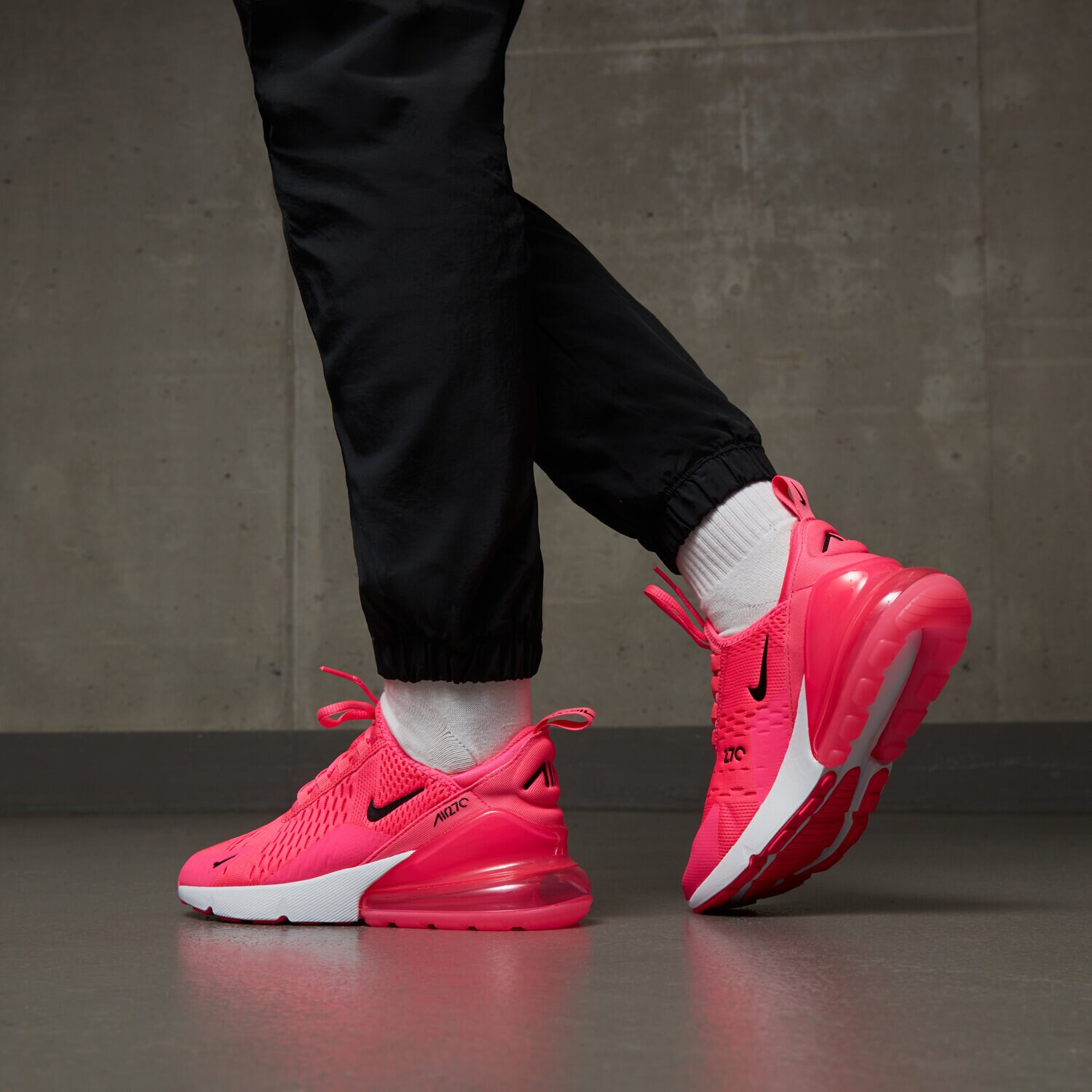 Damen Sneaker NIKE WMNS AIR MAX 270  FB8472-600 Weiß