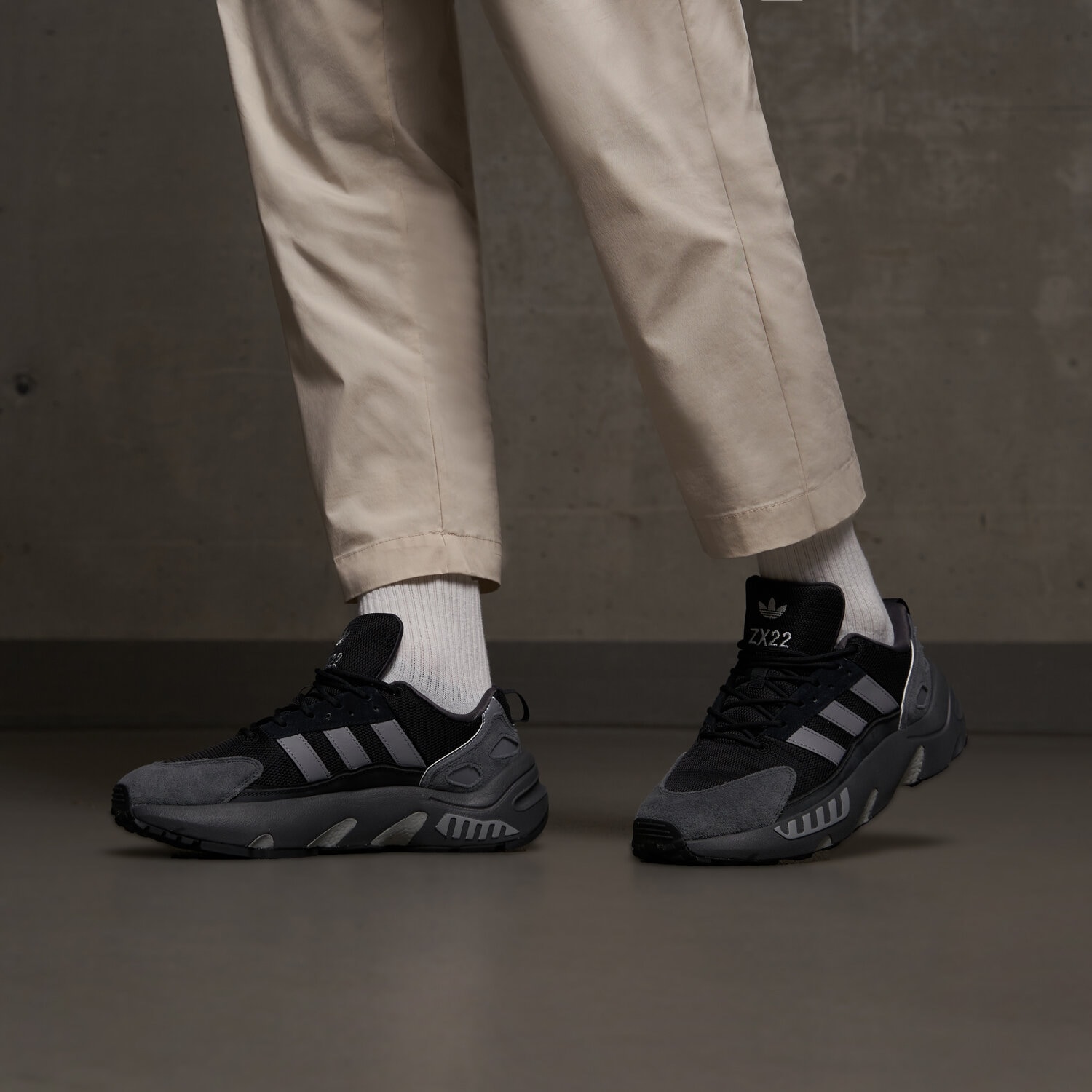 ADIDAS ZX 22 BOOST Schwarz HP2783 | Sizeer.de