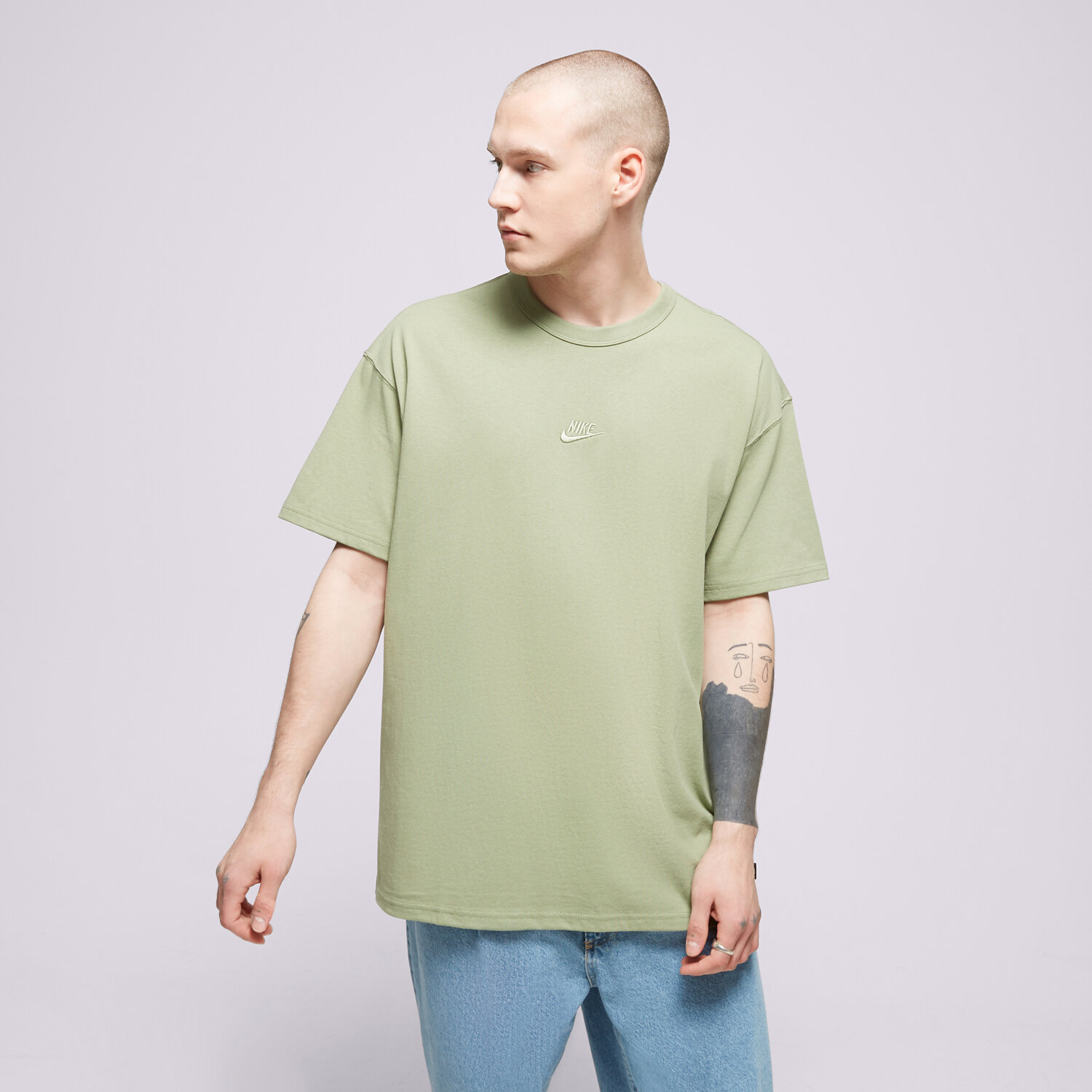 Herren T-Shirt NIKE T-SHIRT M NSW PREM ESSNTL SUST TEE DO7392-386 Grün