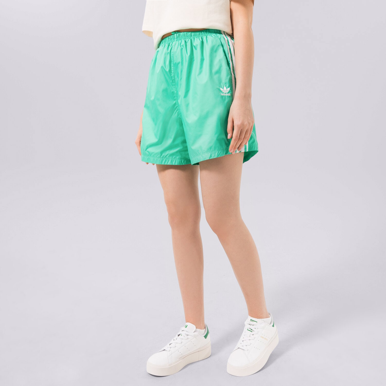 Damen Shorts ADIDAS SHORTS HC1916 HC1916 Grün