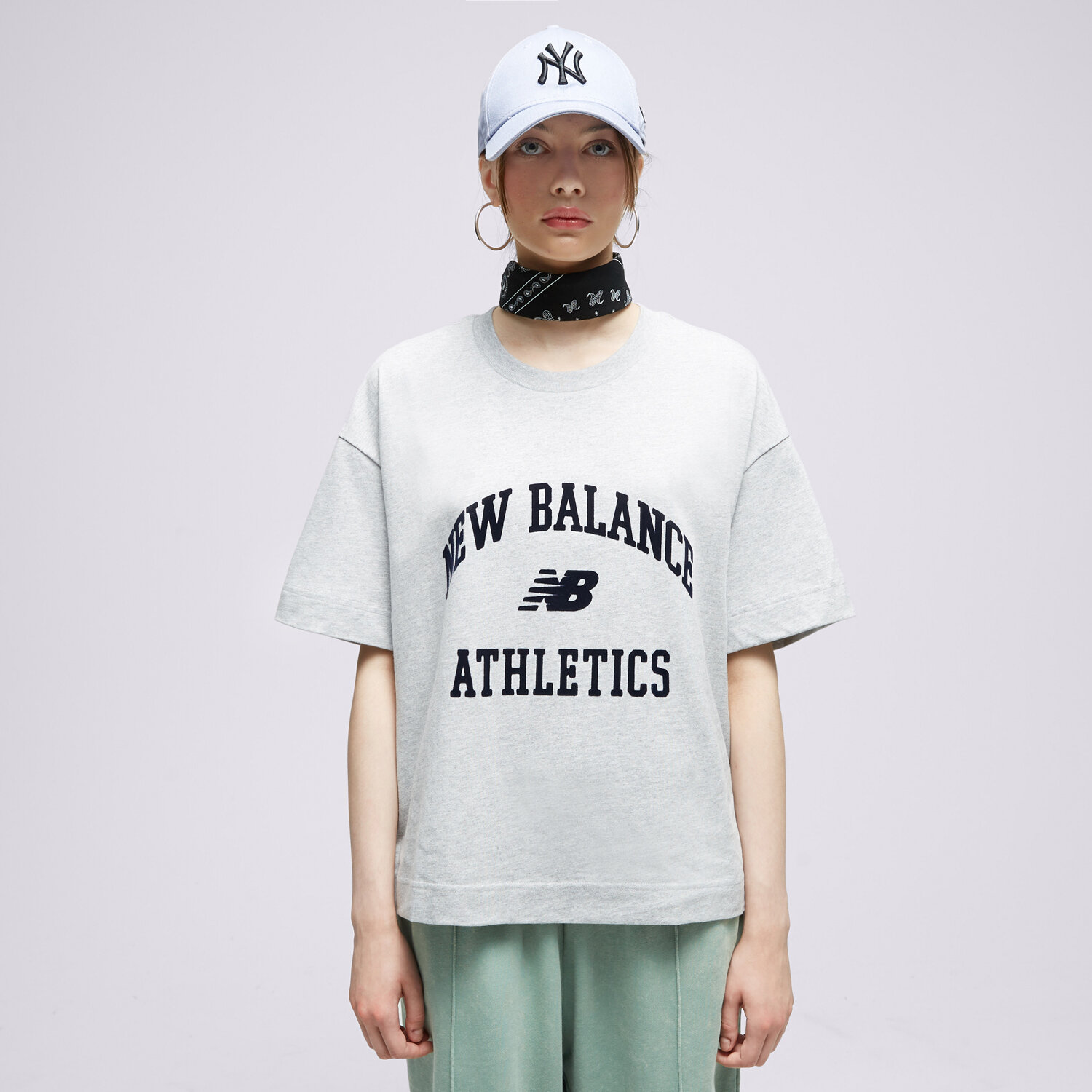 Damen T-Shirt NEW BALANCE T-SHIRT NB ATHLETICS VARSITY BOY WT33551AG Multicolor