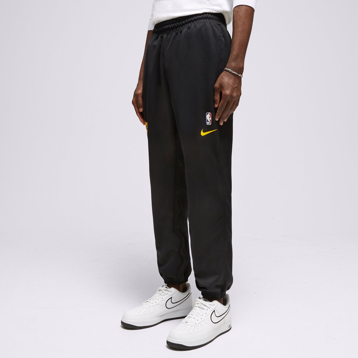 Herren Hosen NIKE HOSE LAL MNK DF SPTLIGHT PNT NBA DX9627-010 Schwarz
