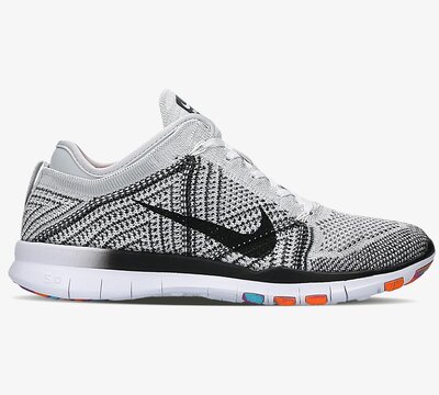 nike womens free tr flyknit