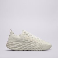 NIKE AVA EDGE