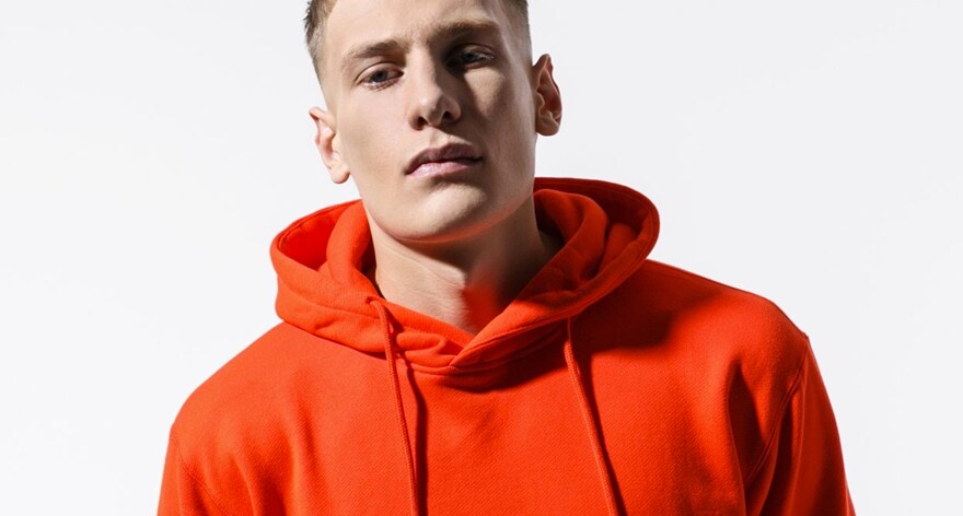 rote Hoodies