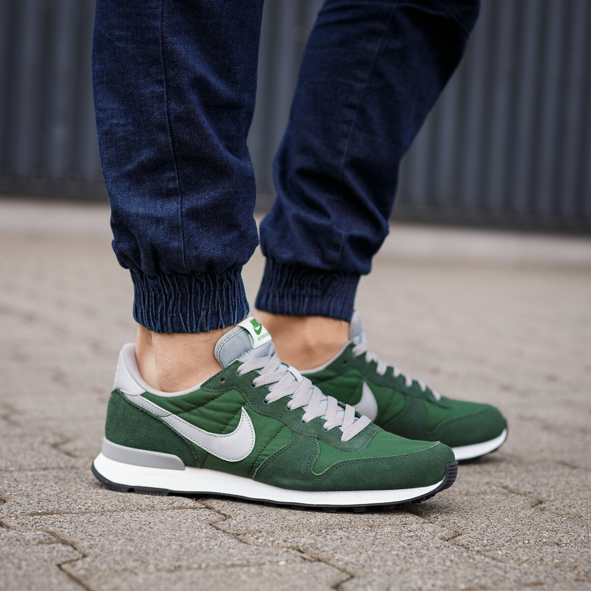 NIKE INTERNATIONALIST Grun 828041300 Sizeer