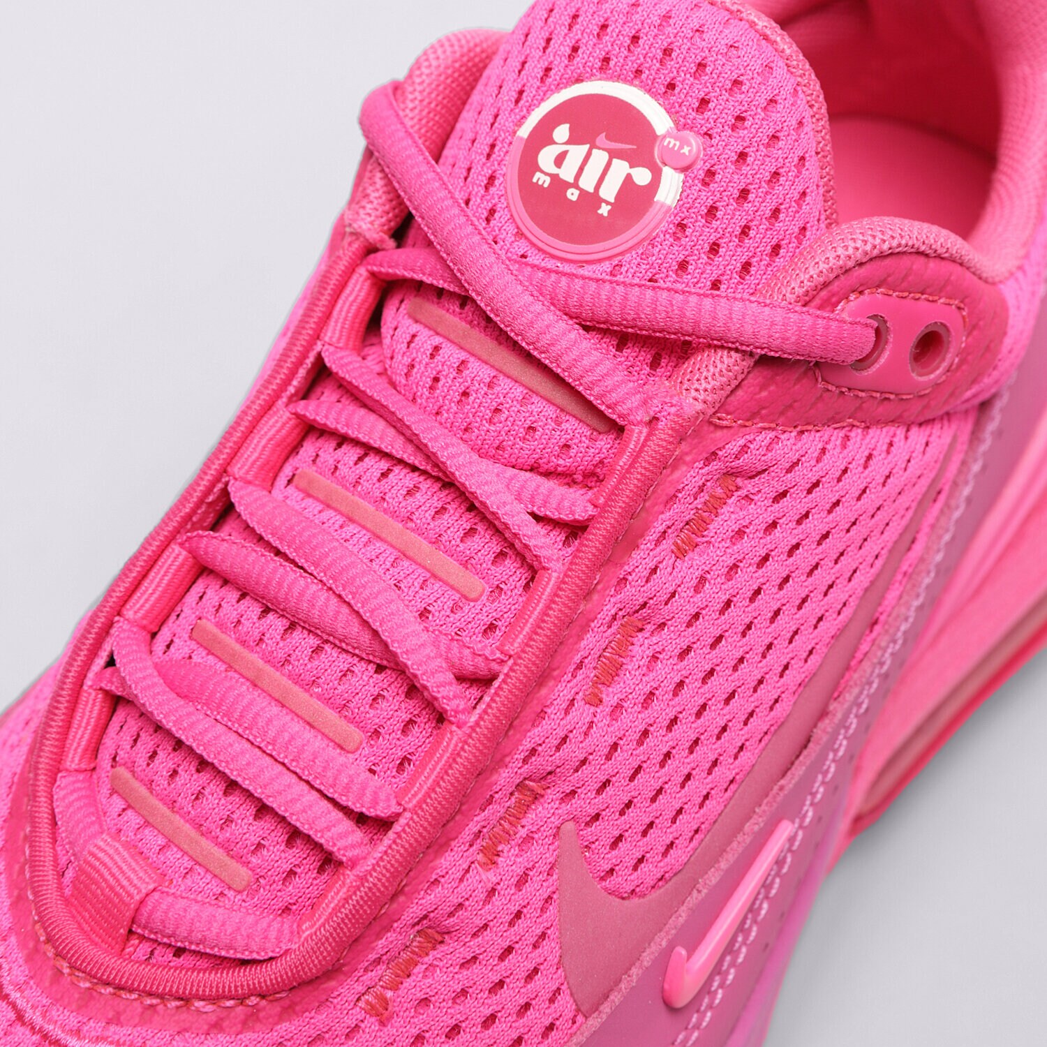 Nike air max 720 rosa best sale