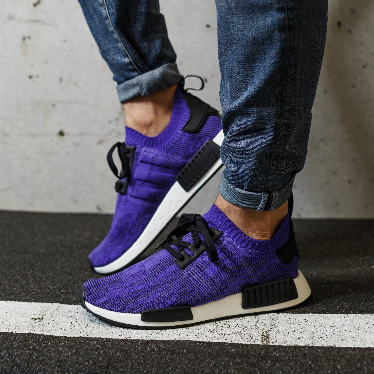 ADIDAS NMD R1 PK Violet B37627 Sizeer